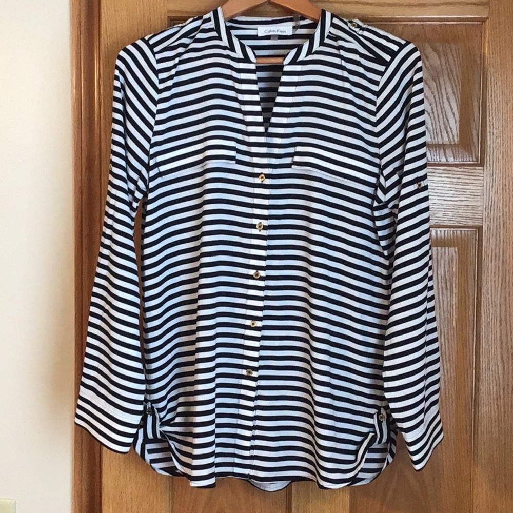 Calvin Klein Stripe Button Down with Roll Up Sleeve Option  in Size Medium